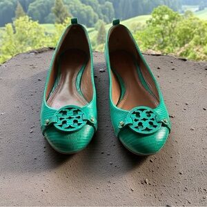 Tory Burch Emerald Green Reva Flats | Size 8 | Iconic Logo Ballet Shoes EUC